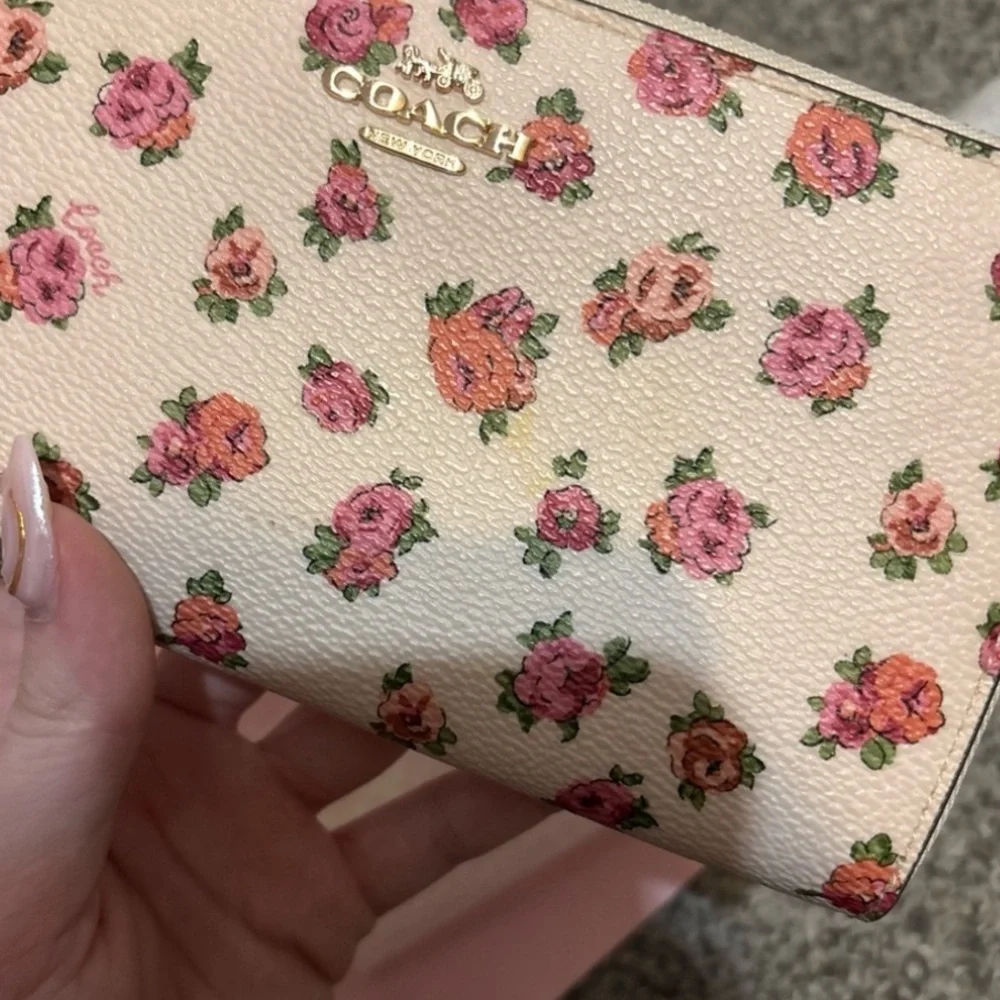 Coach Mini Rose Print Wallet - Picture 6 of 7